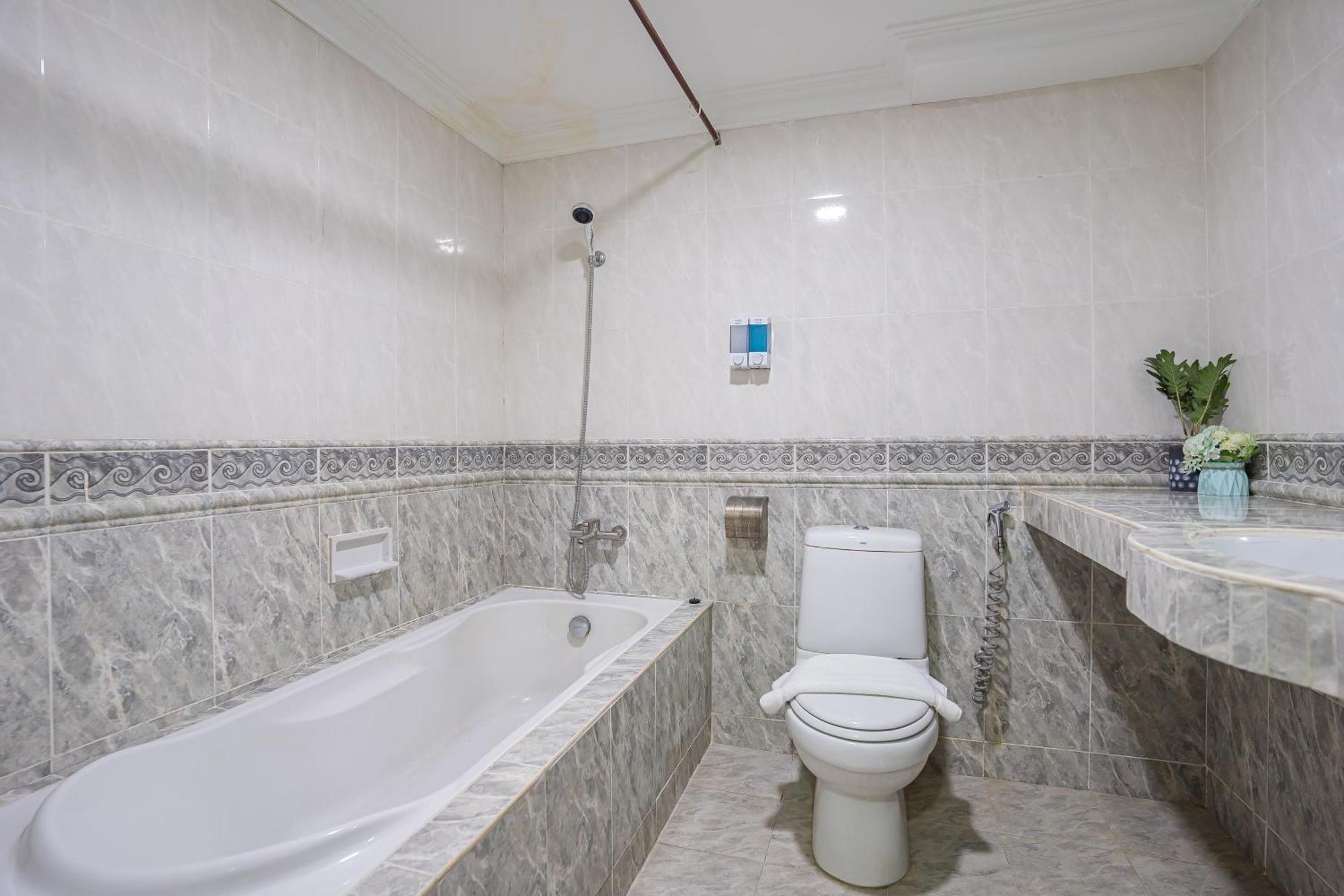 Hotel 28 Rapid クアラルンプール エクステリア 写真
